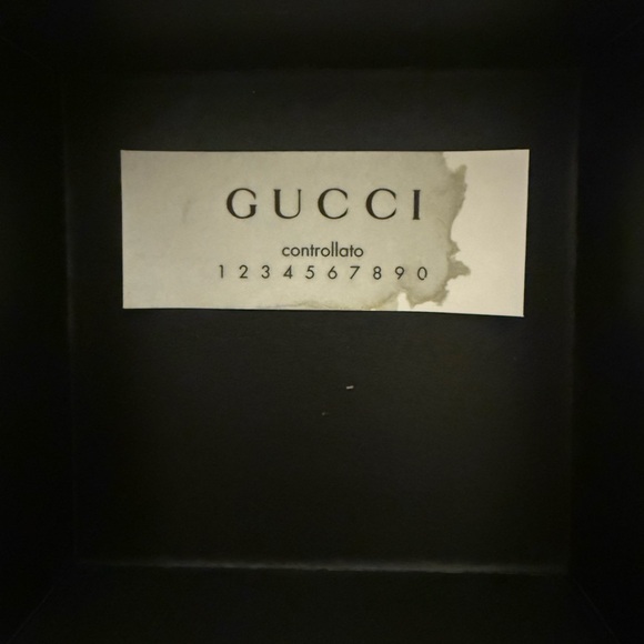 Gucci Interlocking Stud Earrings - Picture 5 of 5